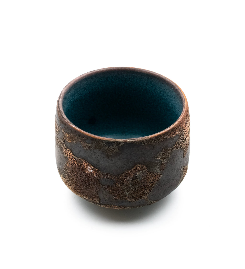 Stone Flower Beizi 040, high angle showing the interior glaze
